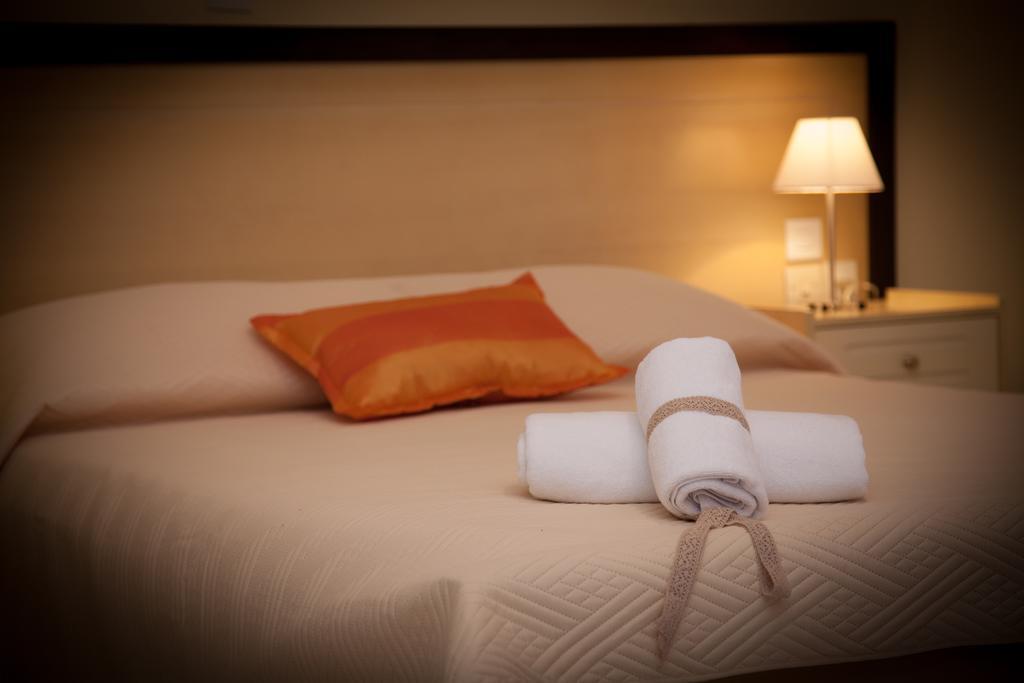 Bella Sant Aparthotel Perísza Kültér fotó