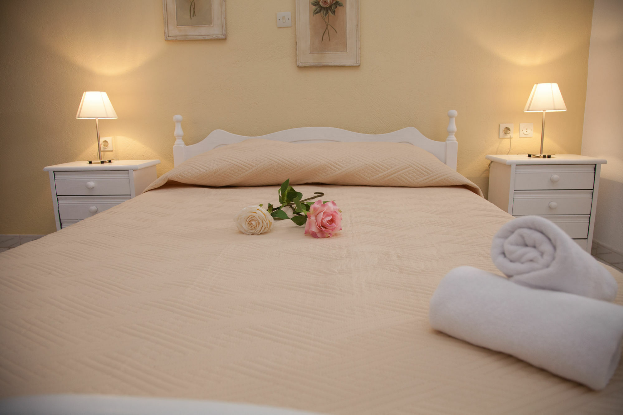 Bella Sant Aparthotel Perísza Kültér fotó